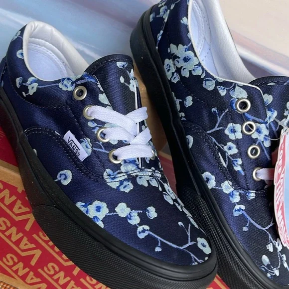 Vans WMNS Era(Florals) Blue/BlackVNA4U39WYWSneakers